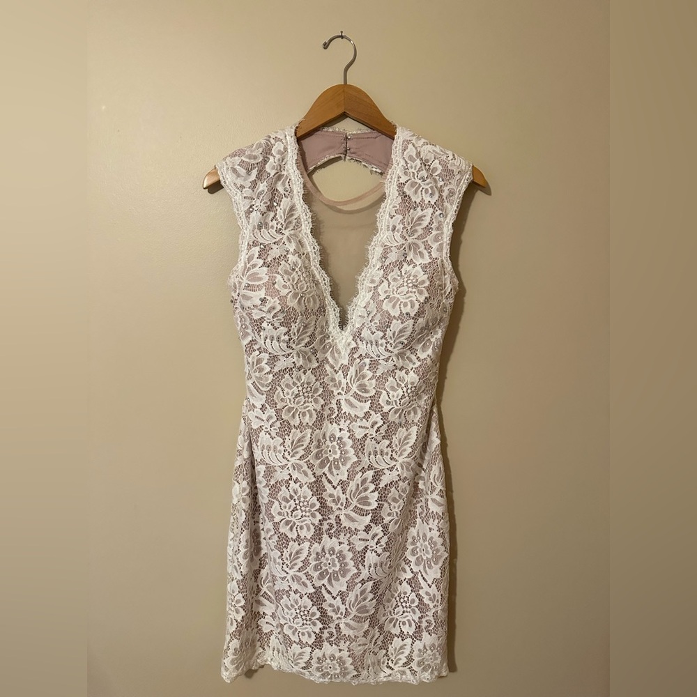 Betsy & Adam White Lace Dress Open Back